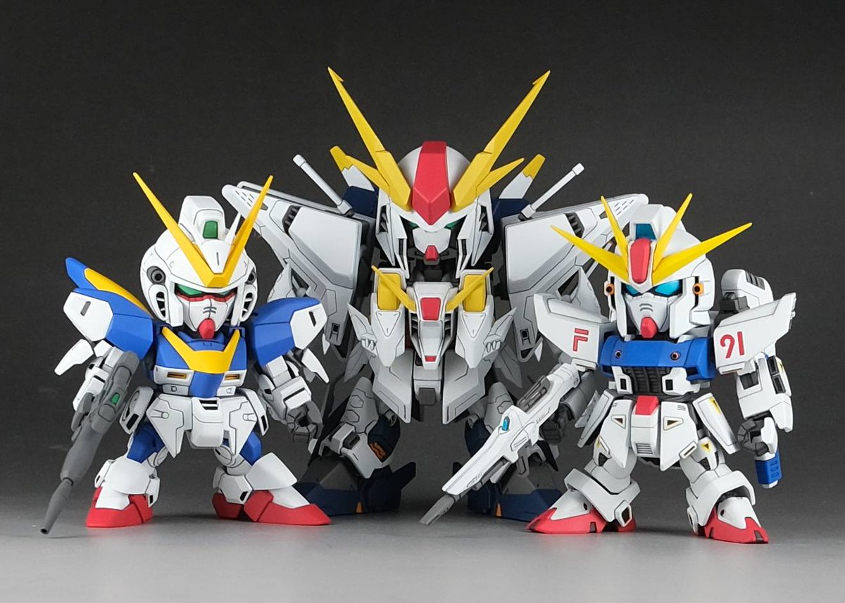 tokagemakimaki's tweet photo. #7月になったのでフォロワーさんに自己紹介しようぜ

趣味でSDガンダム作ってます

ノーマル系SDって商品少ないうえスケールもスタイルもバラバラなので同一の世界観になるよう作品全て水準を揃えて作ってます

今月もよろしくお願いします🙇 https://t.co/b3epdBQce8