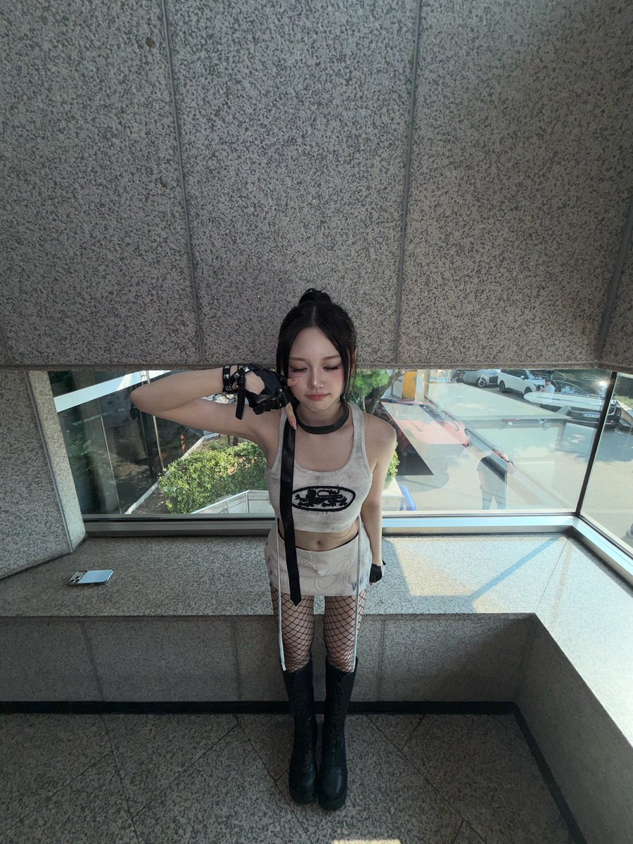 6oeun's tweet photo. 260630 🐱🌟 #박보은 

Walking with tears is just who i am https://t.co/6XJx92m4lM
