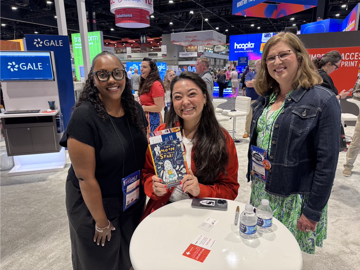 ThorndikePress's tweet photo. Thank you to everyone who visited the Thorndike booth at #ALAAC26 to explore our #largeprint titles and meet Chanel Miller—an author who made this event truly special by signing copies of her large print edition of The Moon Without Stars. We can’t wait to connect again next year. https://t.co/nyJv2MS90e