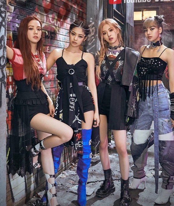 Levoremag's tweet photo. BLACKPINK receives Spotify’s 1 Billion Streams plaque for “Kill This Love.” 🖤🏆

#BLACKPINK #KillThisLove #Spotify https://t.co/H61jyhOIlg