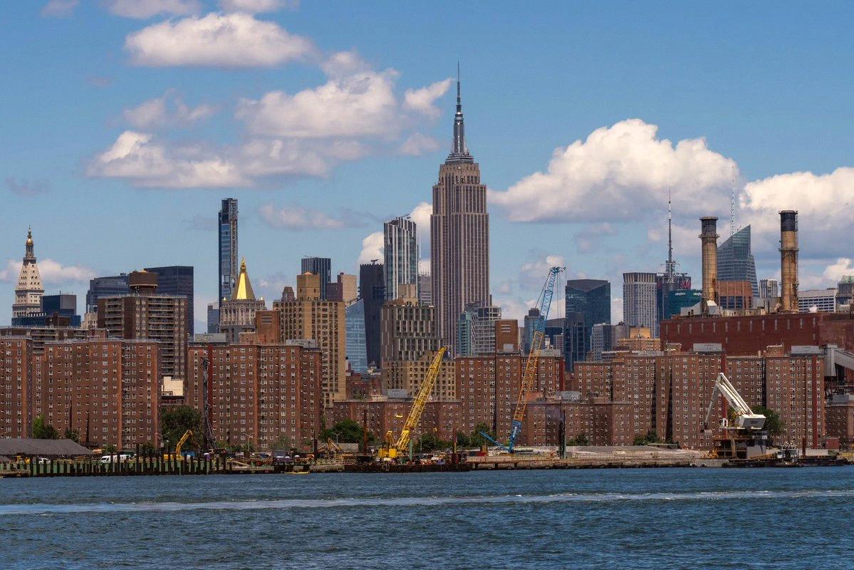 Sun915Jun's tweet photo. NYC Mayor Mamdani &amp; Speaker Menin just finalized a $125.8 billion city budget deal. 💰✨ Big numbers, big plans for the city. https://t.co/x9G68ACLNa