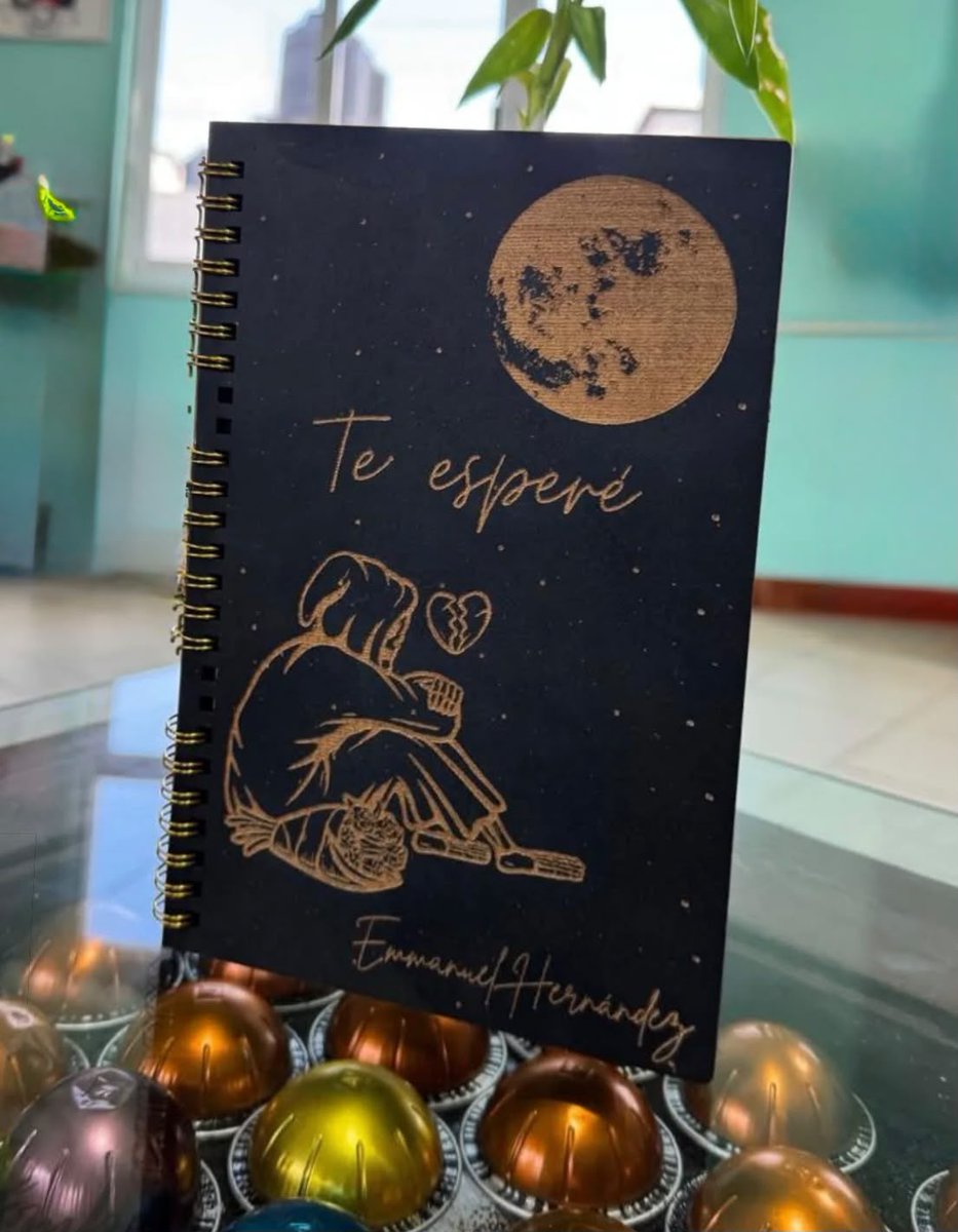 emmanuelpsi's tweet photo. Te esperé es una historia sobre el amor, la esperanza y el difícil momento de aprender a soltar.
📖 Léelo aquí: https://t.co/TIxZm1WnpO https://t.co/H72TwvuwH3