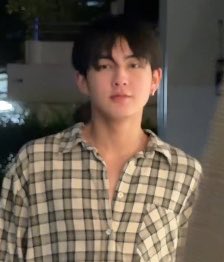 Meipimars's tweet photo. ค่อนข้างเหมาะสม  เมะเคะต้นแบบ กิ่งทองปองชูมากกกดดก https://t.co/ElNyuoxbTc