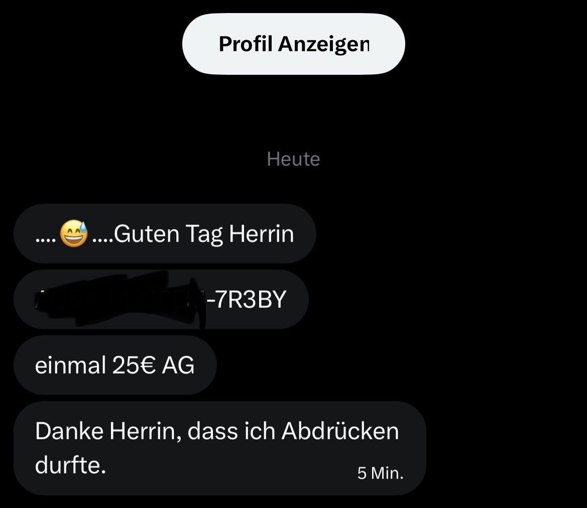 alexisxgoddess's tweet photo. Eine Göttin wie ich, wird nur so angeschrieben! Macht es ihm also brav nach. 🤭

#findom #Geldherrin #goddess #Geldsklave #paypig #Herrin #Sklave #moneydom https://t.co/GqrdiCyKbV