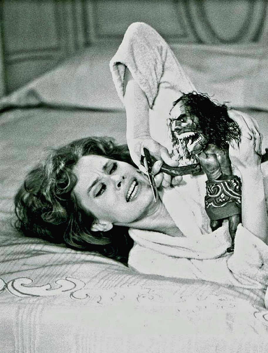 Y2John84's tweet photo. In Memory of Karen Black

1 July 1939 - 8 August 2013 https://t.co/9wCvLys48a