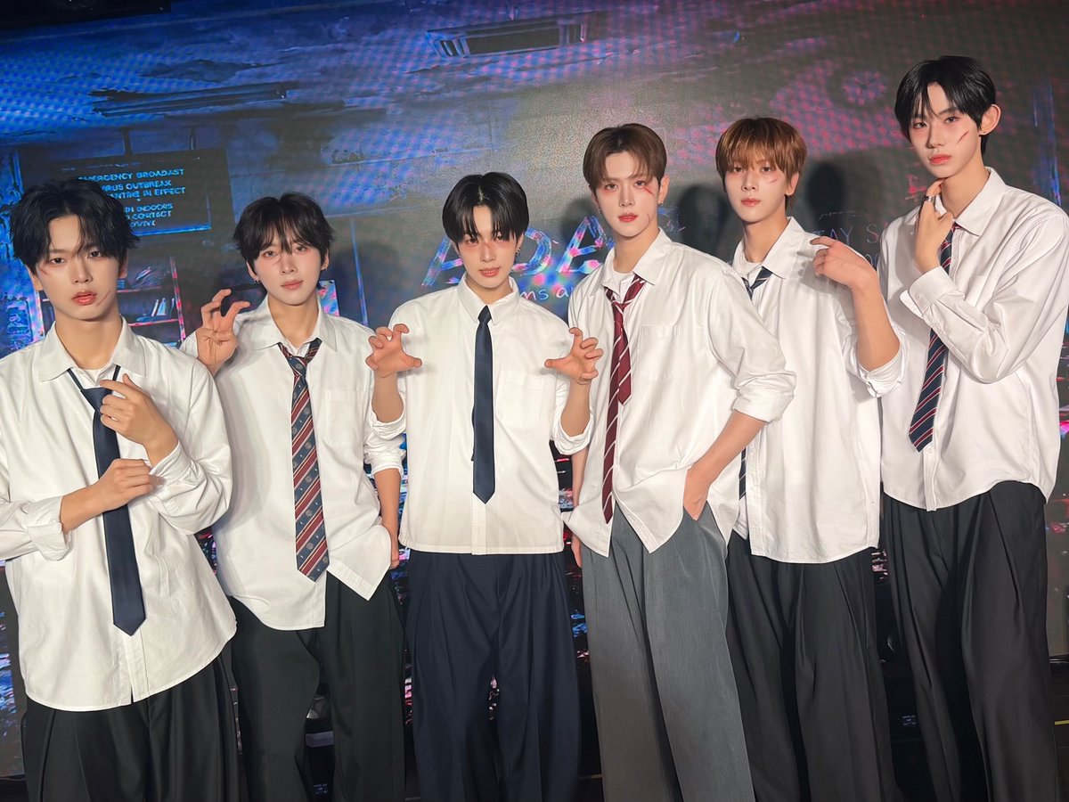 ADAP_offcl's tweet photo. 6월 댑댑 조각 🧩

#ADAP #에이댑 
#ALL_DREAMS_ARE_POSSIBLE https://t.co/oubTVHvouv