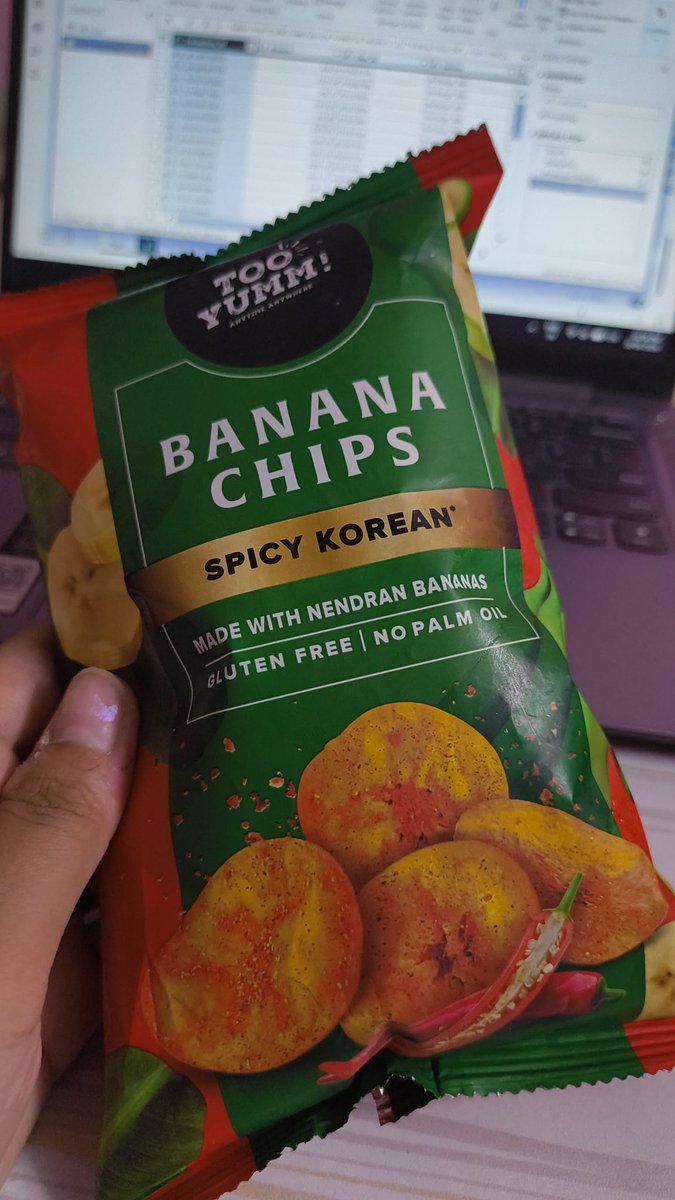 simsam1208's tweet photo. was craving something nice found these on blinkit!! and now i'm lowkey obsessed.😭🌶️

these are too good, must try🤏🏻 https://t.co/1BproBx7ev