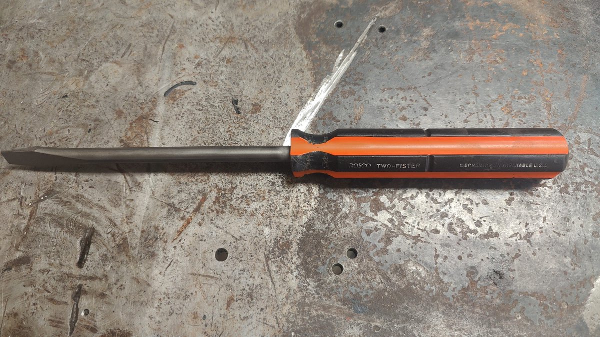 simonmanleyauto's tweet photo. You wouldn’t be able to name it this nowadays — The Two-Fister Screwdriver: My latest tool thrift find. Which seems to becoming a thing without me even trying to make it a thing. https://t.co/4NtQtk7XIF https://t.co/cpjIylevFS