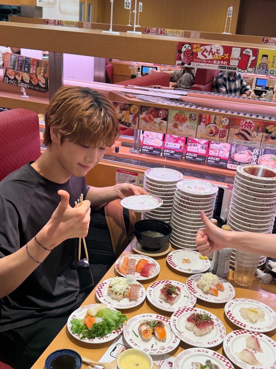 deongee11's tweet photo. 현덩이 ♥︎♥︎ https://t.co/YisTRE2Blc