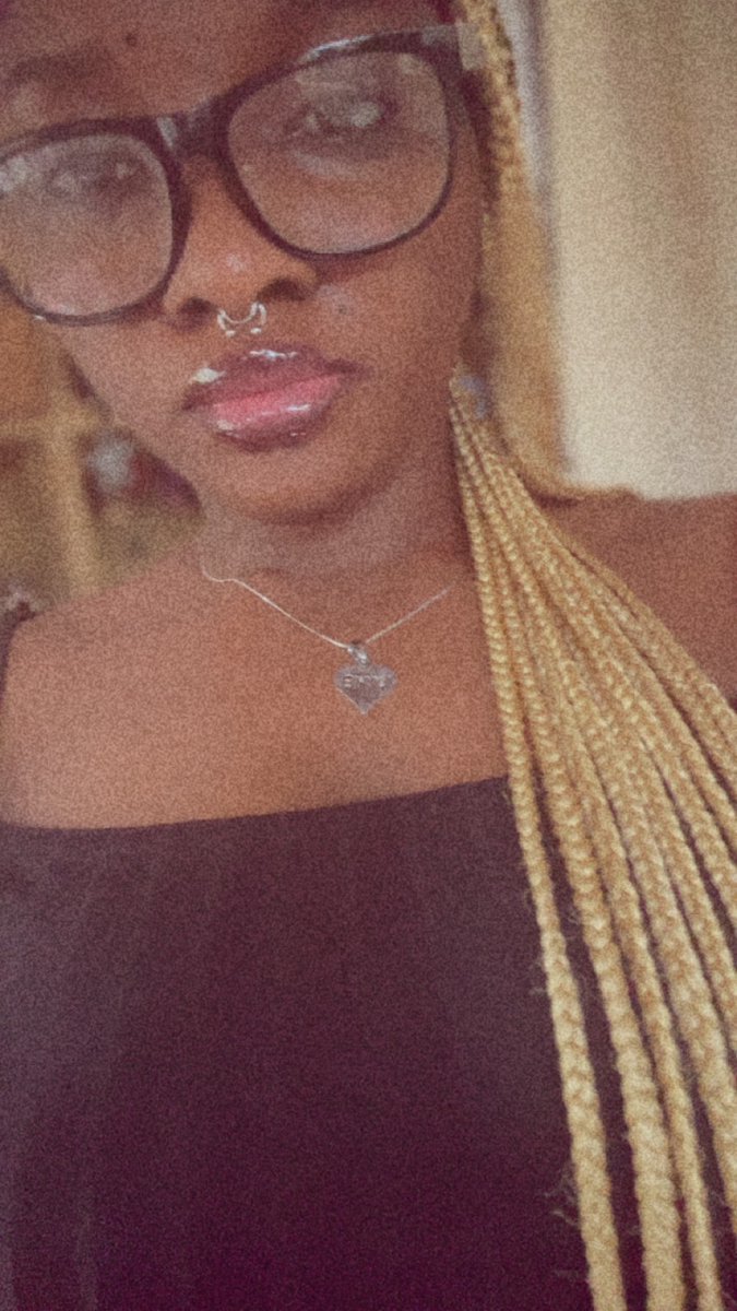 Nhichaell's tweet photo. 😊❤️
#NigeriaWillBeOK https://t.co/NxPIk3cDBH