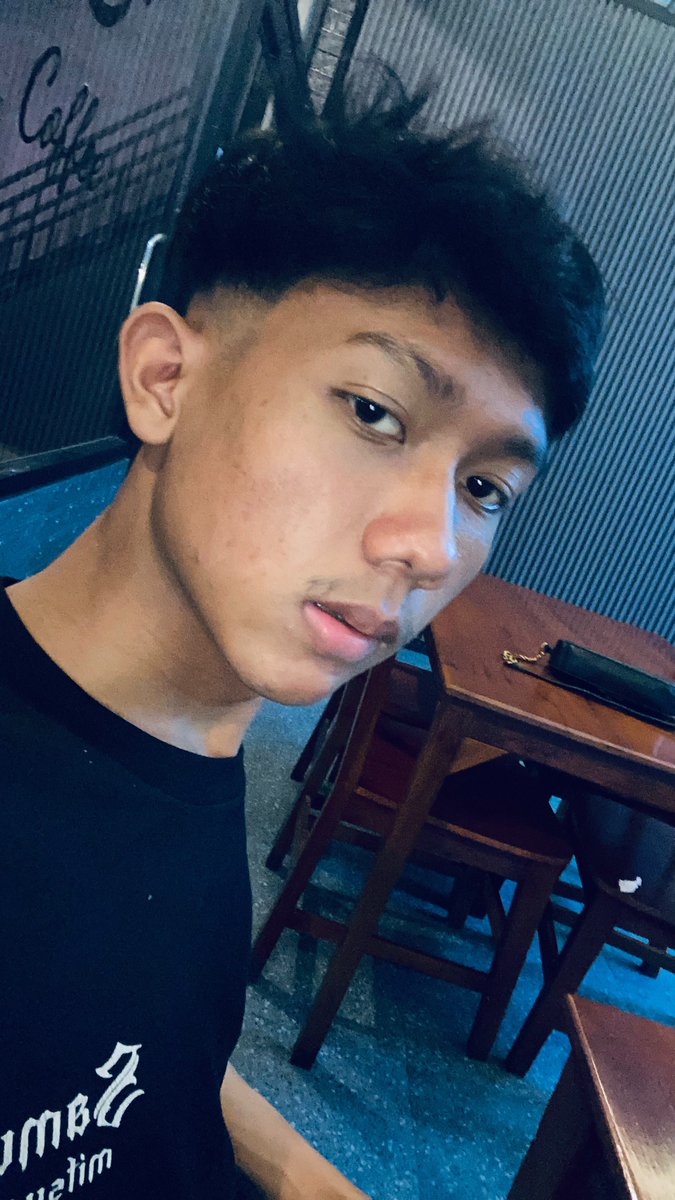 DDimarts's tweet photo. Ape nak tengok" ha!!! Wkwkw🙏🏼🤣 
#malaysia #medan #marelan https://t.co/iFRcyx9GP1