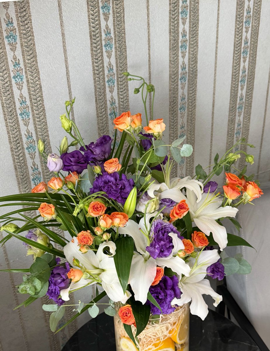 belasuu_'s tweet photo. O da bana çiçek göndermiş 😭🤍🫠❤️🥹💖 https://t.co/RfAhkdOKBx