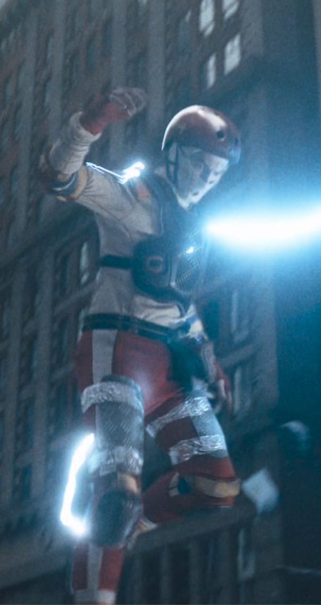 AjepArts's tweet photo. In The Flash (2023)

During the Man of Steel flashback scene of Barry saving lives in Metropolis

Andy Muschietti had the same Flash symbol from the BVS email on the chest.

This explains how Lex knew the Flash symbol during BVS. https://t.co/VpkPCPKzzt
