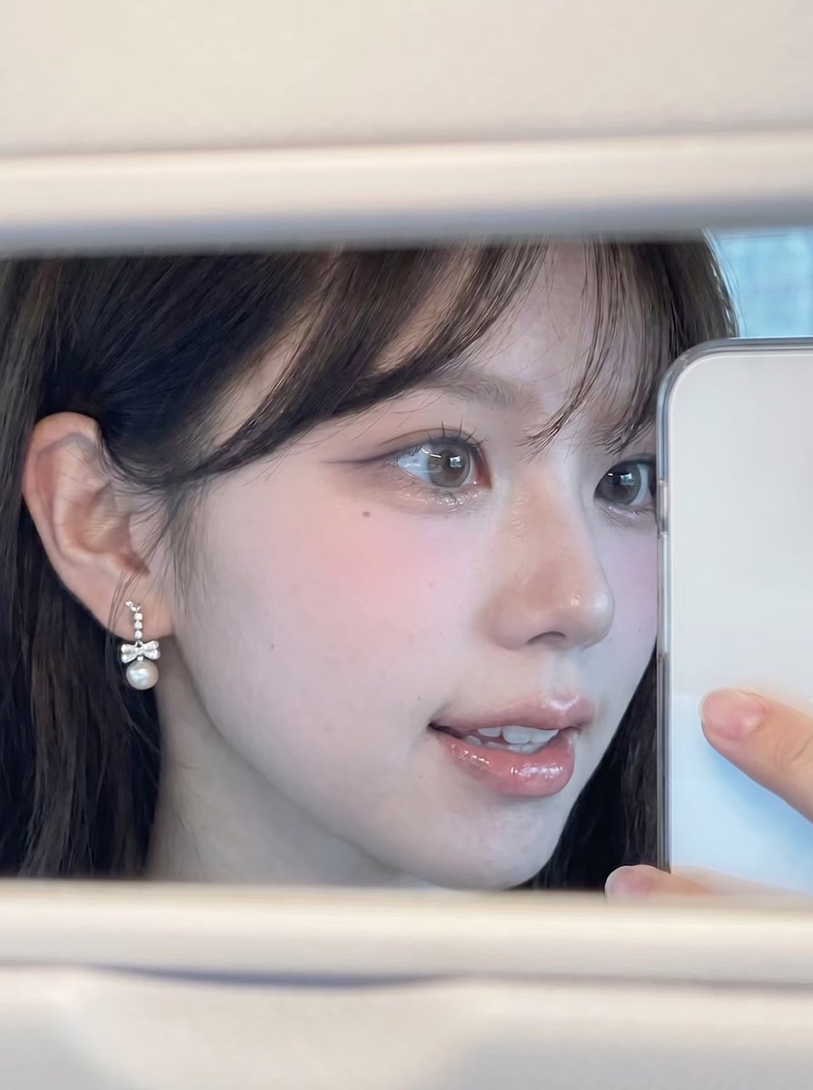 nemutain_00's tweet photo. 前髪ありならこのくらい自然かつ触覚短めね‼️ https://t.co/bxfESXyW4M
