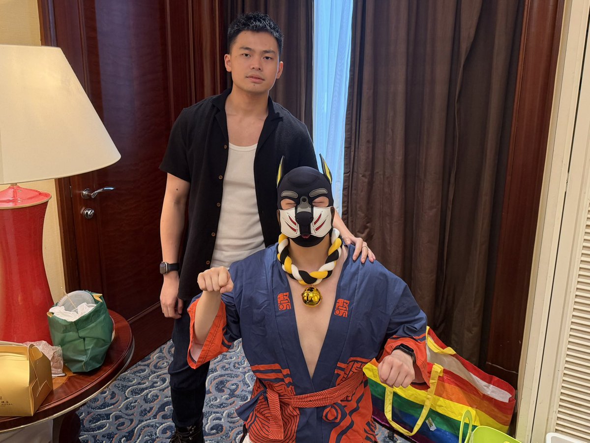 FANS___1_10's tweet photo. 摸了一下狗仔 https://t.co/yXFkPk54sJ