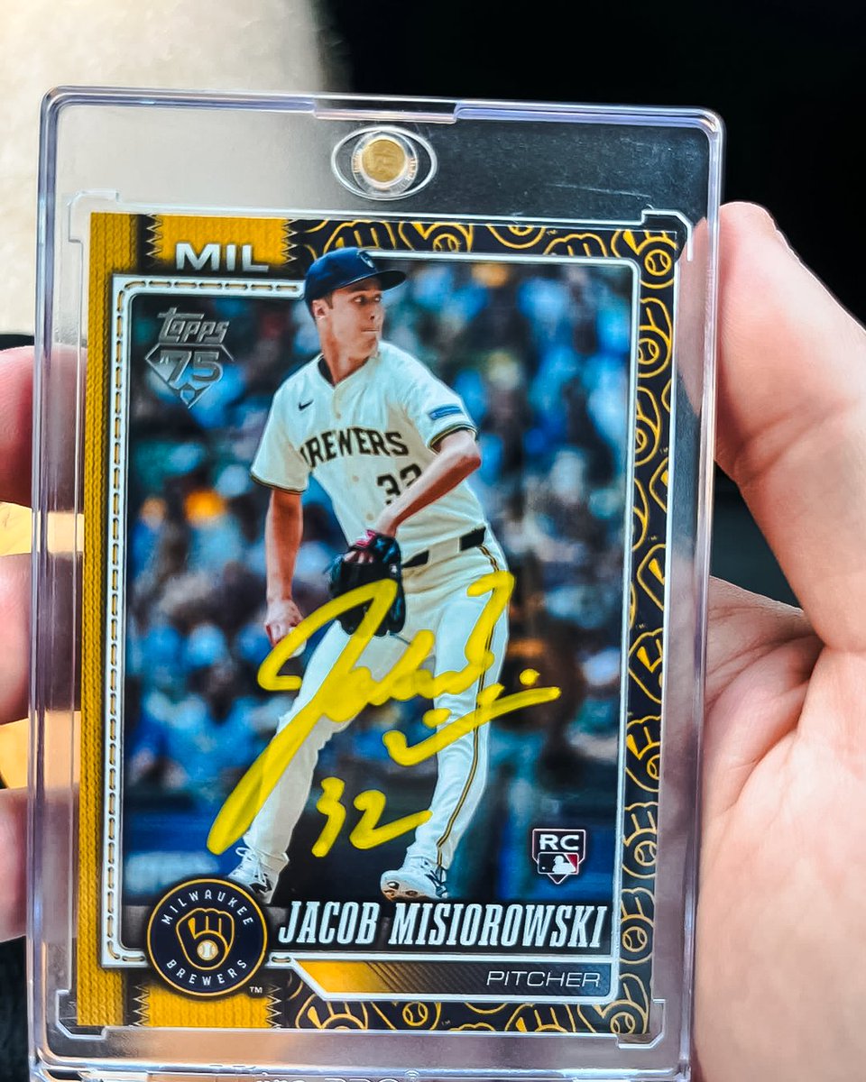 SportsCardInv's tweet photo. That yellow marker though 🔥

One collector got the chance to meet Jacob Misiorowski and turned an already hot rookie card into something even more special with an on-card autograph and "32" inscription.

A raw unsigned copy is selling for around $82... How much would you pay for this signed version 💭 

via Brandon Stephens / Sports Cards Nonsense