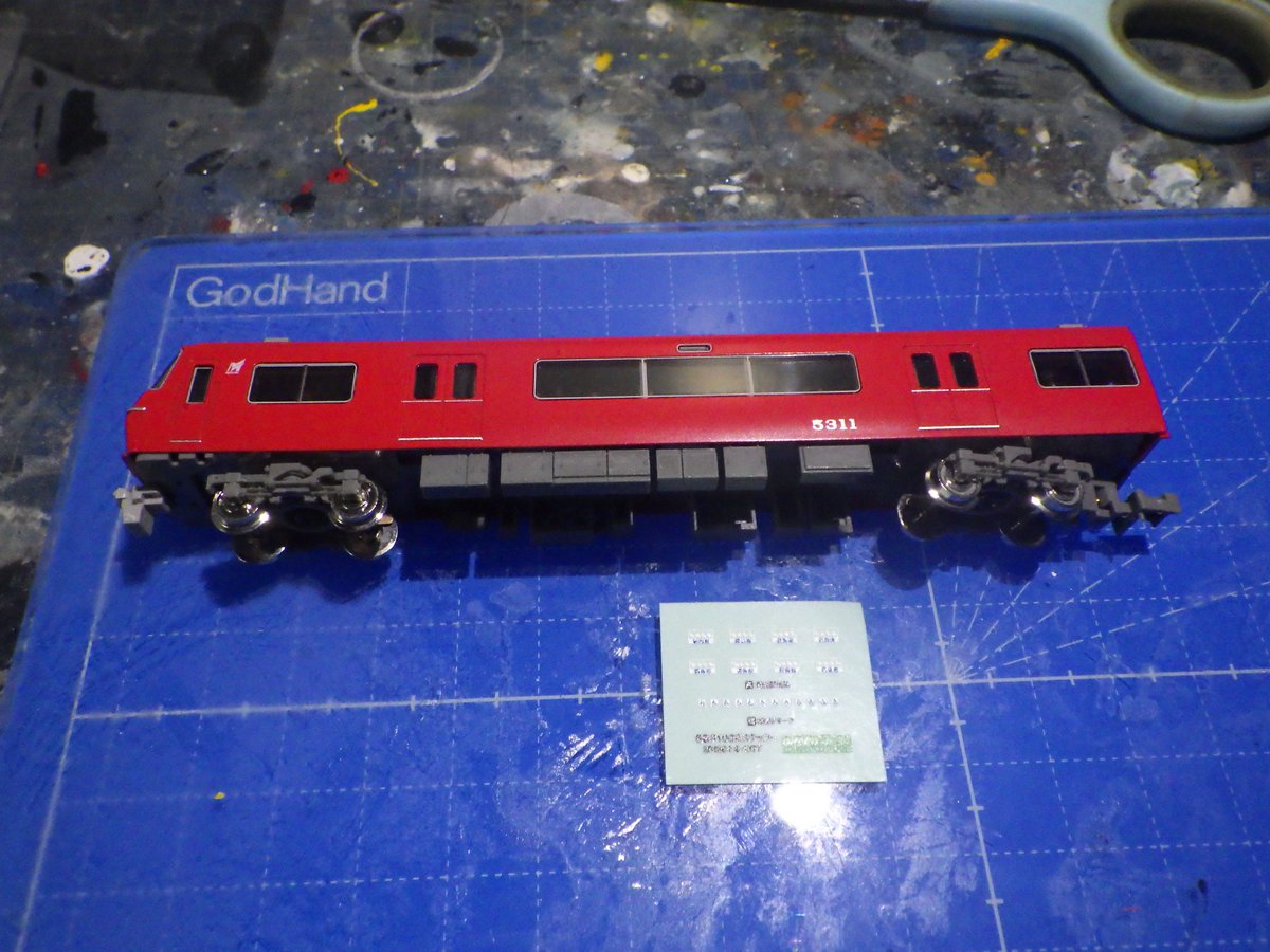 japan_trainview's tweet photo. 本日は、グリーンマックスの名鉄5300系に室内灯・シールの取り付け作業行いました。　＃鉄道模型　＃Nゲージ https://t.co/PYMDFiosuL
