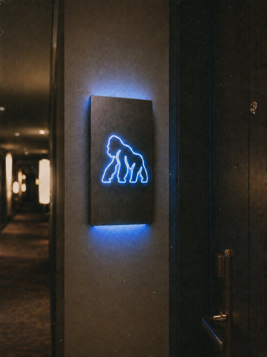 apecoin's tweet photo. gm

$APE everywhere. https://t.co/hfMHyli5Vf