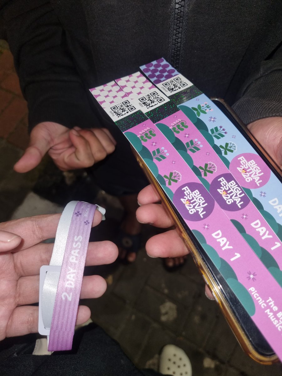 Synerooo_62's tweet photo. sisa nihhh tiket bigu festival 
pasti langsung cod https://t.co/Yz7KWafbGH