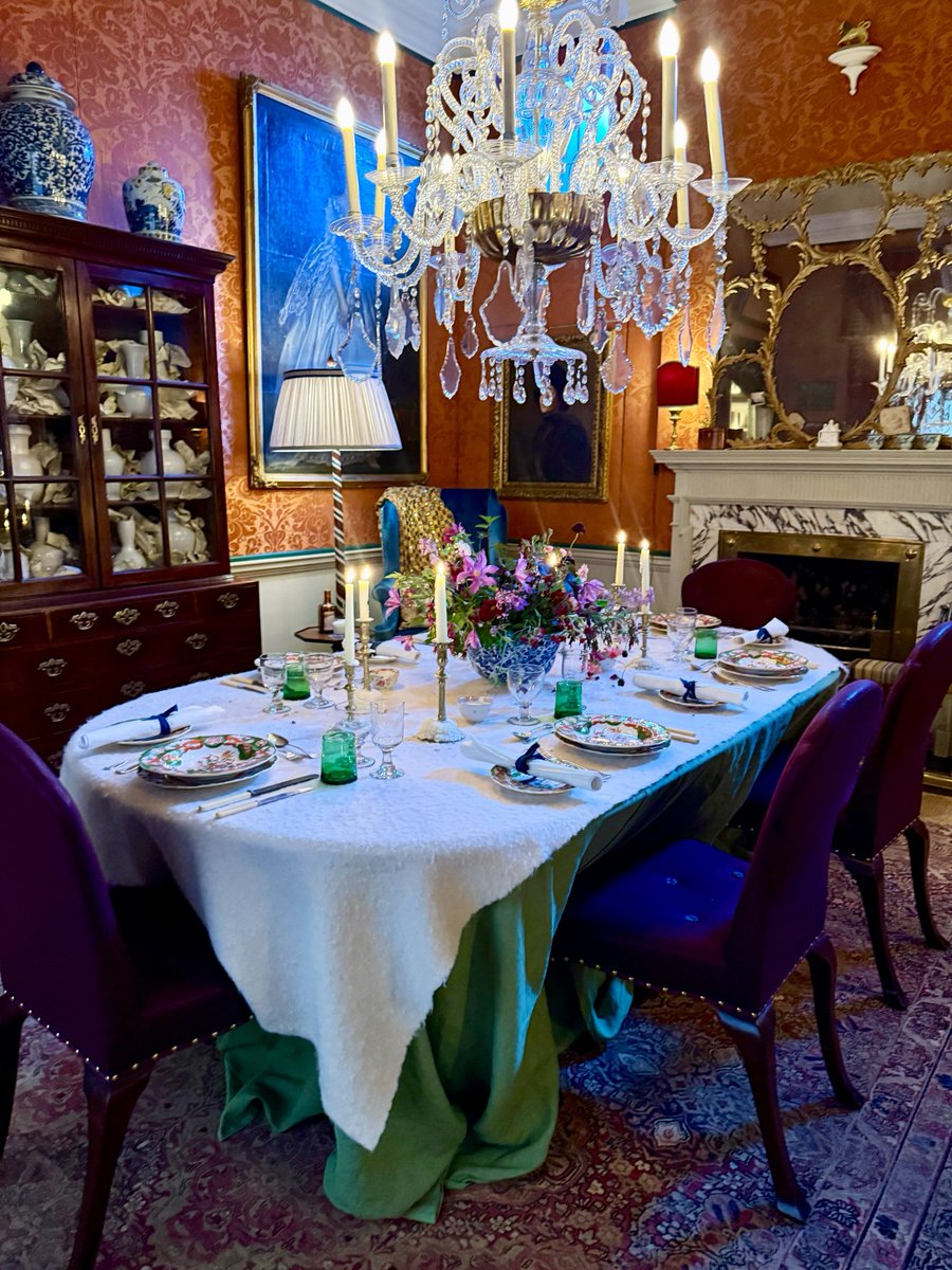 vaneklein's tweet photo. Some houses are decorated. Others tell stories. WOW!house is a reminder that great interiors are about emotion as much as beauty 🩵
#WOWHouse #Wowhouse2026 #InteriorDesign #DesignInspiration #ChelseaHarbour #LuxuryInteriors #Tablescape #BritishDesign #InteriorStyling #DesignLovers #LondonDesign