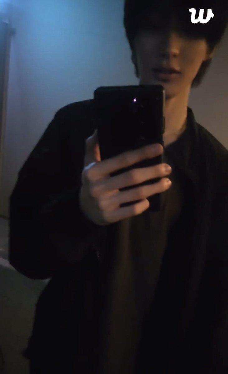 amntonni's tweet photo. หล่อ https://t.co/RZyiZDJvjP