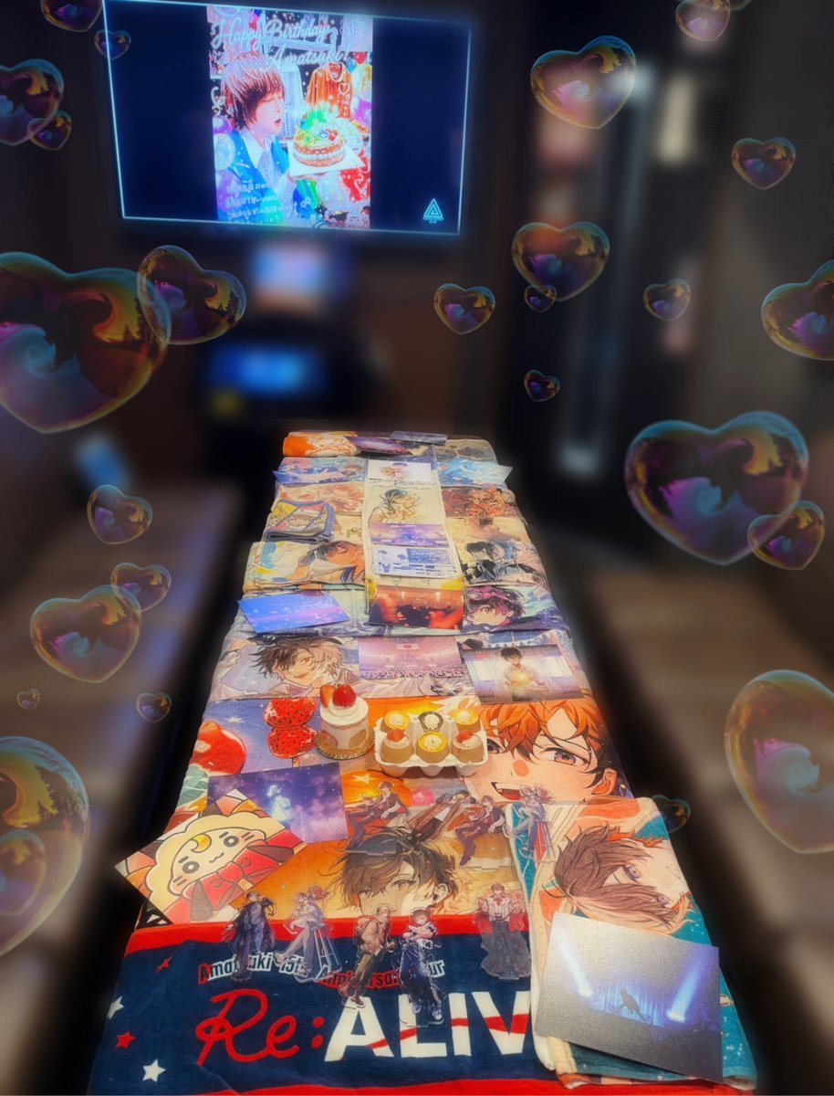 LOL_youtube_'s tweet photo. 滑り込み参加させてもらった推し生誕祝いカラオケの画像を拝借して滑り込みポスト失礼します🙂‍↕️

生まれてきてくれてありがとう‼️🥹
これからも末永く推させてください✊

 #天月生誕祭2026
 #天月誕生祭2026 https://t.co/r6gVYKDC5O
