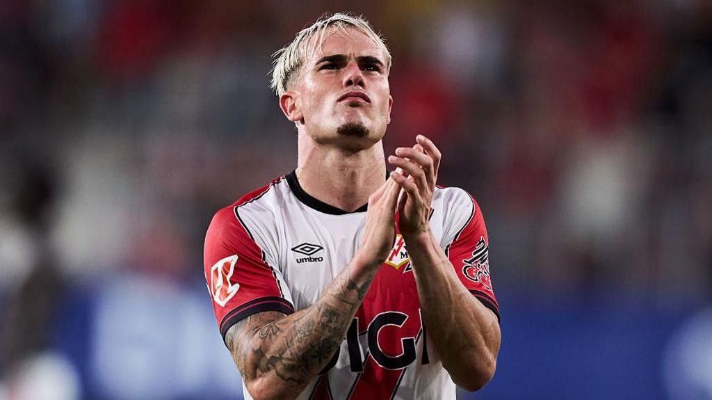 DataMB_'s tweet photo. 🇪🇸 Pep Chavarría vs La Liga Full-backs

◉ Accelerations – 1st
◎ Duels won – 3rd
◎ Duels won % – 3rd
◎ Progressive carries – 3rd
◎ Passes to penalty box – 3rd
◎ Interceptions (PAdj) – 4th
◎ Through passes completed – 4th

👨‍💼 Top 7 League profile: https://t.co/abd6Xdx4zL https://t.co/JPugIHys6S