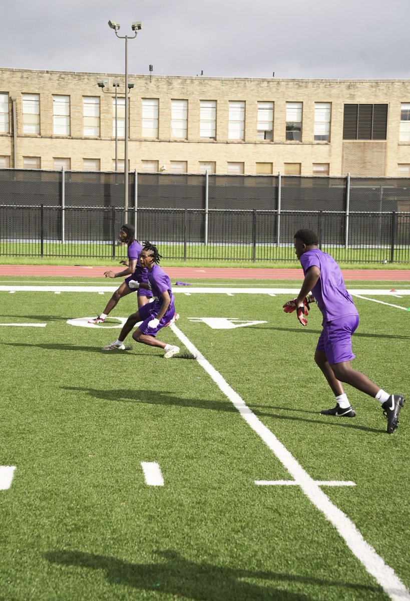 TigersToughFB's tweet photo. Just Some June Work…. https://t.co/OLPJLdw1TX