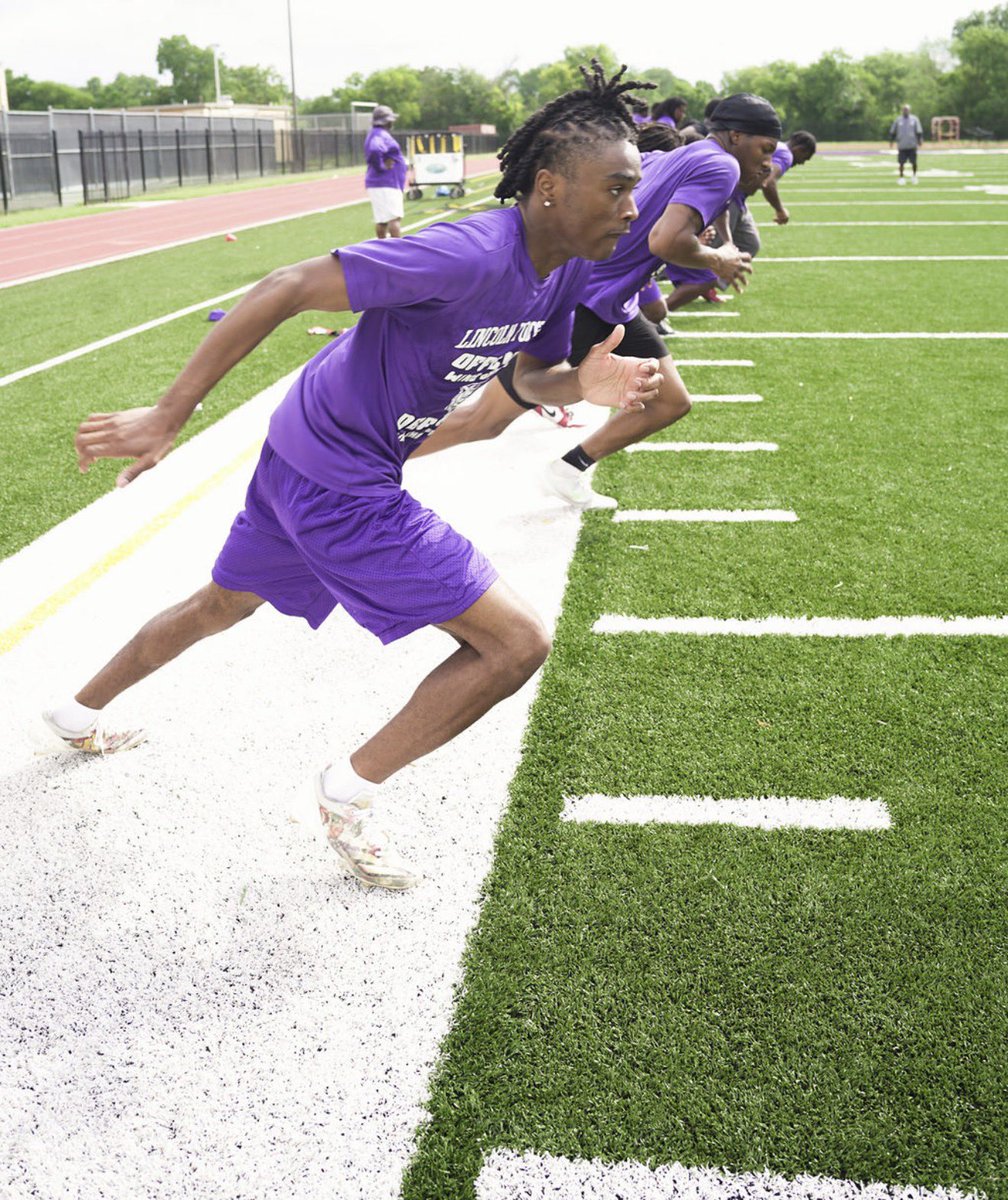 TigersToughFB's tweet photo. Just Some June Work…. https://t.co/OLPJLdw1TX
