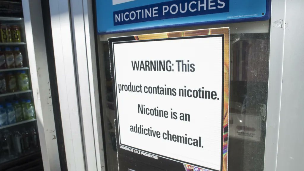mkeierleber's tweet photo. Should the government AI-generated fake news like a pack of cigs?

New York wants to implement cigarette-style warning labels to distinguish AI-generated slop from real journalism. Publishers warn they could get burned, too. 

My latest for @StraightArrow__ https://t.co/9C8Xi8wm0s