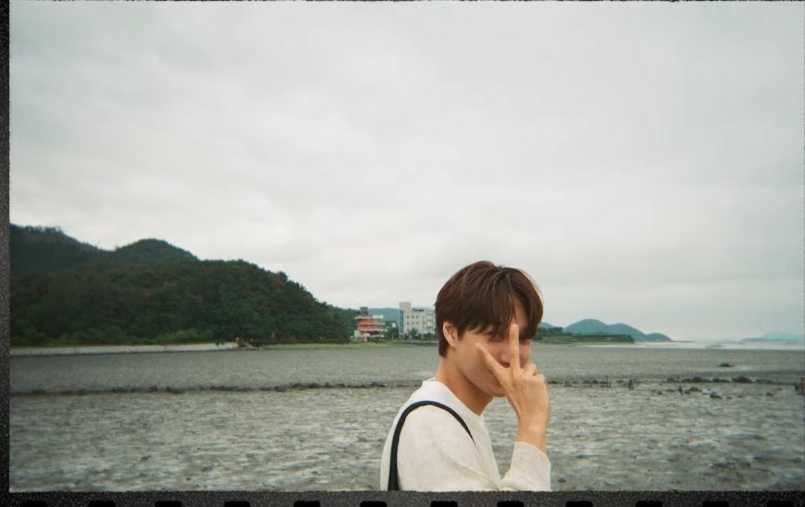 owieolie's tweet photo. exo-l's forever babies🫶🏻🤍🥺 https://t.co/DnX3w3jp0Z