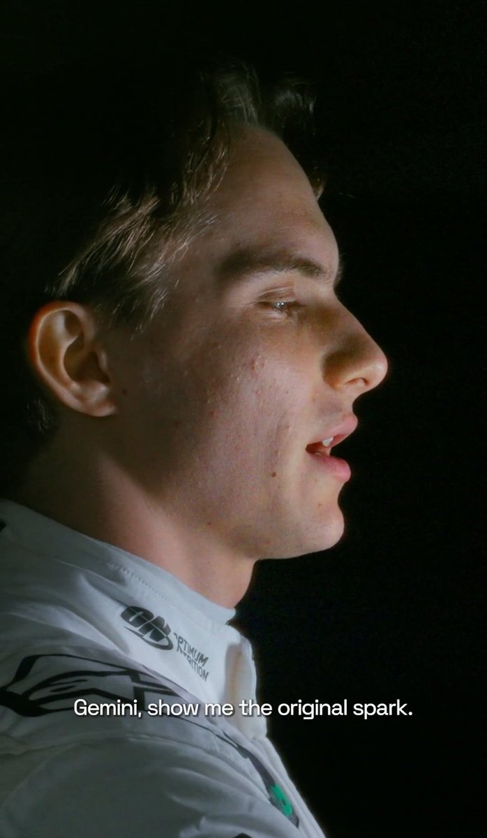 laurogeitabat's tweet photo. white suit for silverstone !!! https://t.co/5KYwFCH3dJ