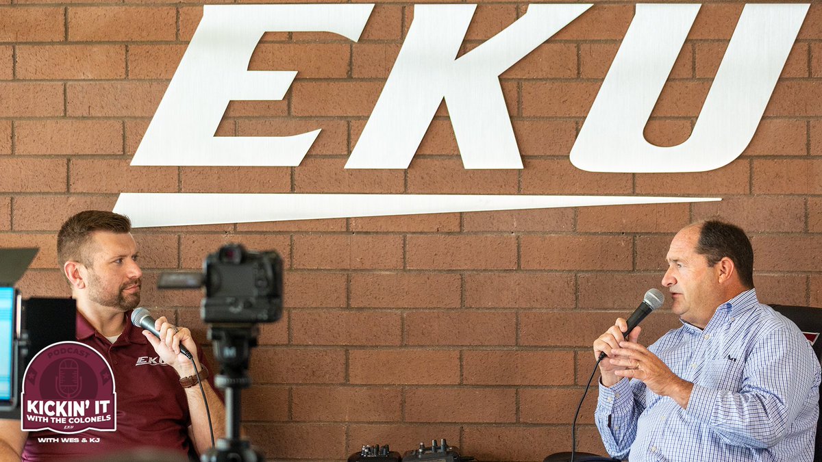 EKUSports's tweet photo. New episode just dropped of the 𝐊𝐢𝐜𝐤𝐢𝐧' 𝐈𝐭 𝐖𝐢𝐭𝐡 𝐓𝐡𝐞 𝐂𝐨𝐥𝐨𝐧𝐞𝐥𝐬 podcast, presented by UK Sports Medicine!

Host @WesChandlerPxP chats with our fearless leader @kylemoatsEKU!

Check it out:
🎥 https://t.co/MeOZg7vgvS
🍎 https://t.co/1hePXgH8MQ

#GoBigE https://t.co/tCPOCiou4Y