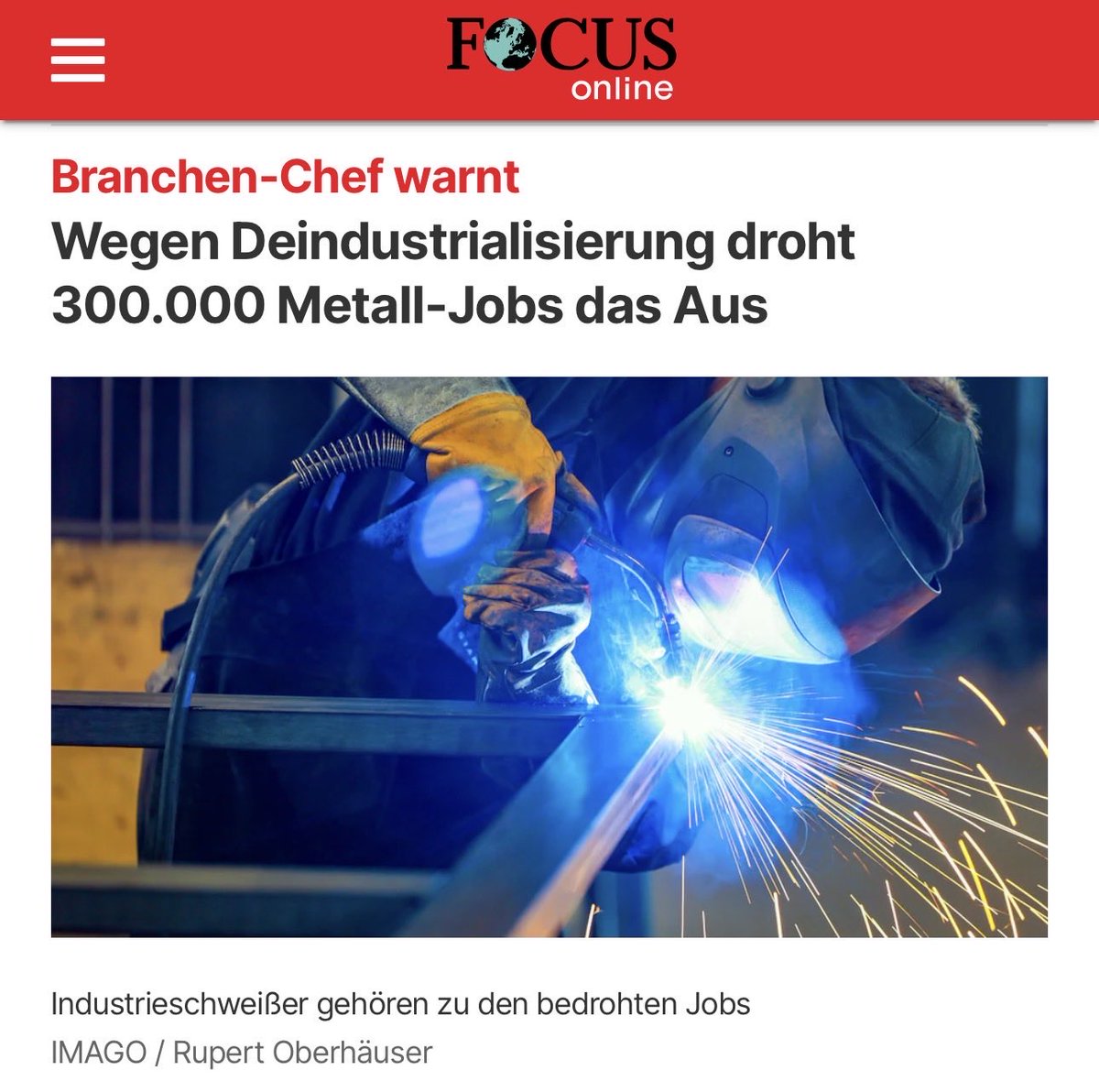KEbnerSteiner's tweet photo. "Wir befinden uns in einer Krise, wie es sie seit dem Zweiten Weltkrieg nicht in Deutschland gab." Und warum? Wegen der dümmsten, gefährlichsten und zerstörerischsten Industrie- und Energiepolitik der Welt. Und das unter der führenden Beteiligung der CSU. Deshalb AfD! https://t.co/ucXGe152th