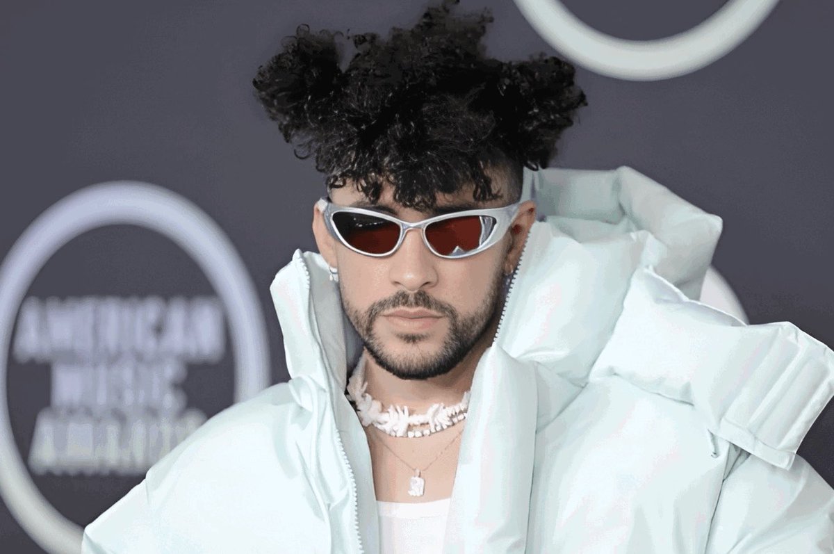 LeadingReport's tweet photo. Supreme Court Justice Sonia Sotomayor was gifted more than $4,000 worth of concert tickets last summer from the record label of pro-immigrant artist Bad Bunny. https://t.co/C8J1YluzCD