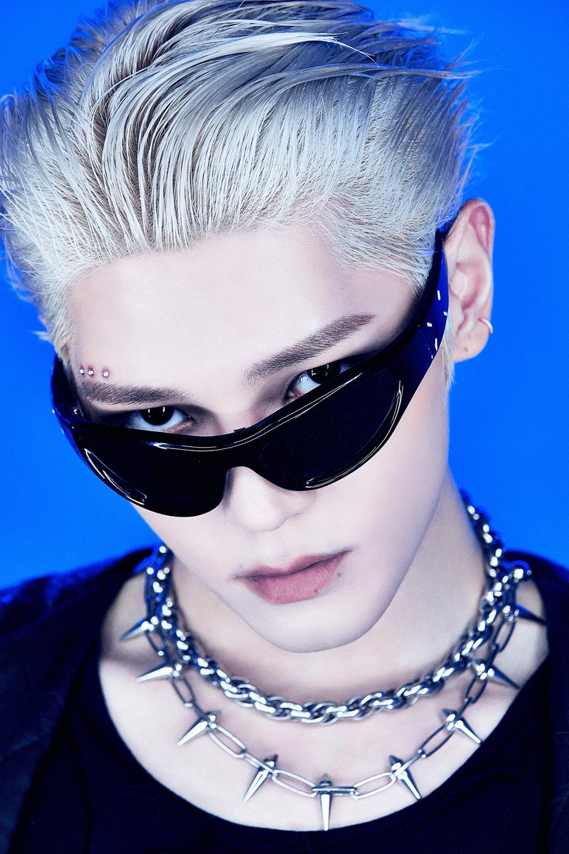 ChartUpdate_'s tweet photo. Happy 31st birthday to Taeyong of NCT!

A truly talented performer and an incredible leader. https://t.co/Fe4JeNVspz