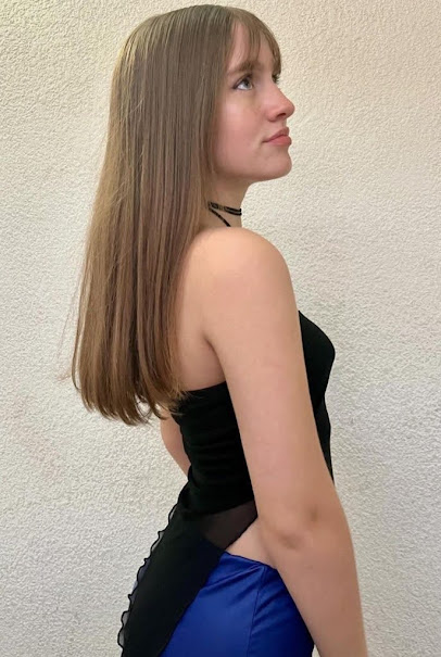 markobouzat's tweet photo. esa mirada pidiendo toda la leche en la cara donde la aprendiste zo3? tenias c4t0rc3 ahi, pendeja putita https://t.co/55ZP25ZG4v