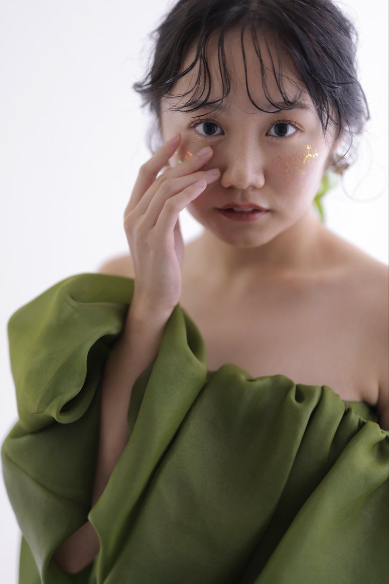 miutorin's tweet photo. 気持ちはJune Bride💍💒

上半期ありがとうございました🥰
後半戦もよろしくね😉

#みうとりん　#撮影モデル

https://t.co/uHPx7SZJNf https://t.co/4d3yKhFVxR
