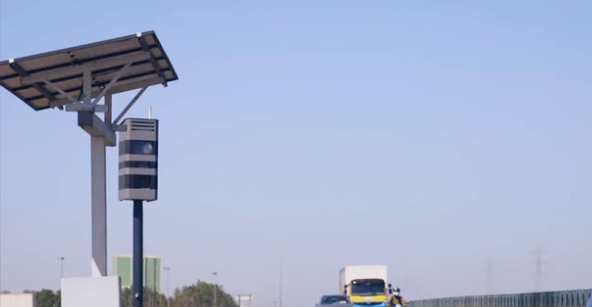 HCasamance's tweet photo. 🚦 Le Sénégal renforce le contrôle routier avec des radars et la vidéo-verbalisation. Les excès de vitesse, l’usage du téléphone au volant ou le non-respect des feux rouges pourront désormais être sanctionnés automatiquement.

#Senegal #SecuriteRoutiere https://t.co/X6LYuImq0L