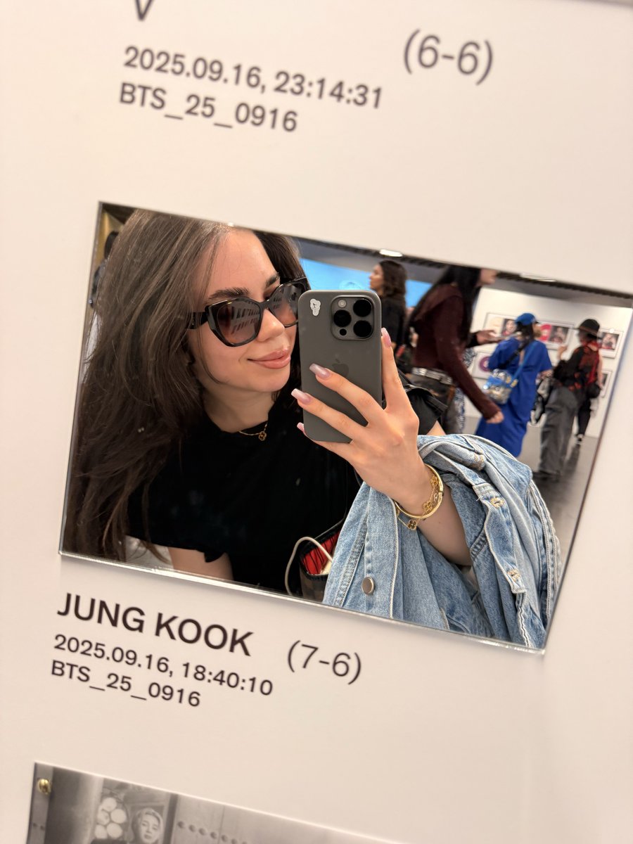 jimiilena's tweet photo. evime gelmiş gibiyim. bangtan nefes alabilmek demekmiş meğer. o kadar yorucu, uykusuz ve aç bir gün geçirdim ki ona rağmen içeri girdiğimde her şey bir anda düzeldi ❤️‍🩹

#BTS_WORLDTOUR_ARIRANG_BRUSSELS https://t.co/XR7R1EVvUs
