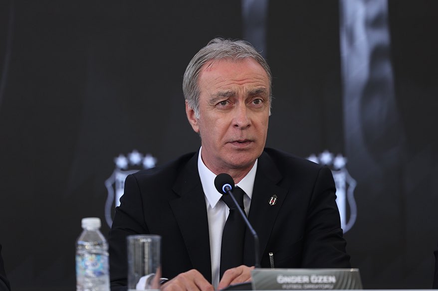 agacliyol_'s tweet photo. Beşiktaş, 6 numara ve 8 numara pozisyonları için yerli adaylara gidecek.

Önder Özen’in özellikle gurbetçi oyunculardan oluşan bir listesi var. 👀 

(Efecan Öztaş) https://t.co/UGV2xjg6dQ