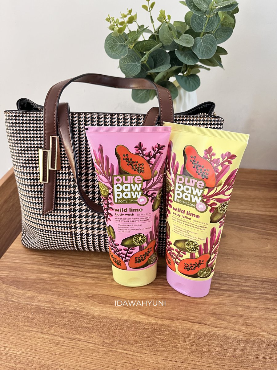 IdaWahyuni1's tweet photo. Kalau lagi banyak aktivitas di luar rumah, aku selalu bawa produk yang bikin kulit tetap nyaman seharian. Mulai dari body wash yang bikin mandi lebih fresh sampai body lotion yang bikin kulit tetap lembap tanpa terasa lengket.
Buatku, body care itu sama pentingnya dengan skincare https://t.co/XTmO8iV9u5