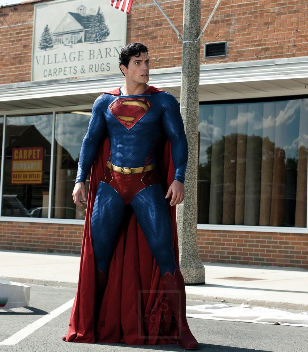 MisterBased1's tweet photo. Para mí el traje perfecto de Superman en live action sería algo así . Fusionando lo mejor de los 2 mundos https://t.co/48tDvASAEn