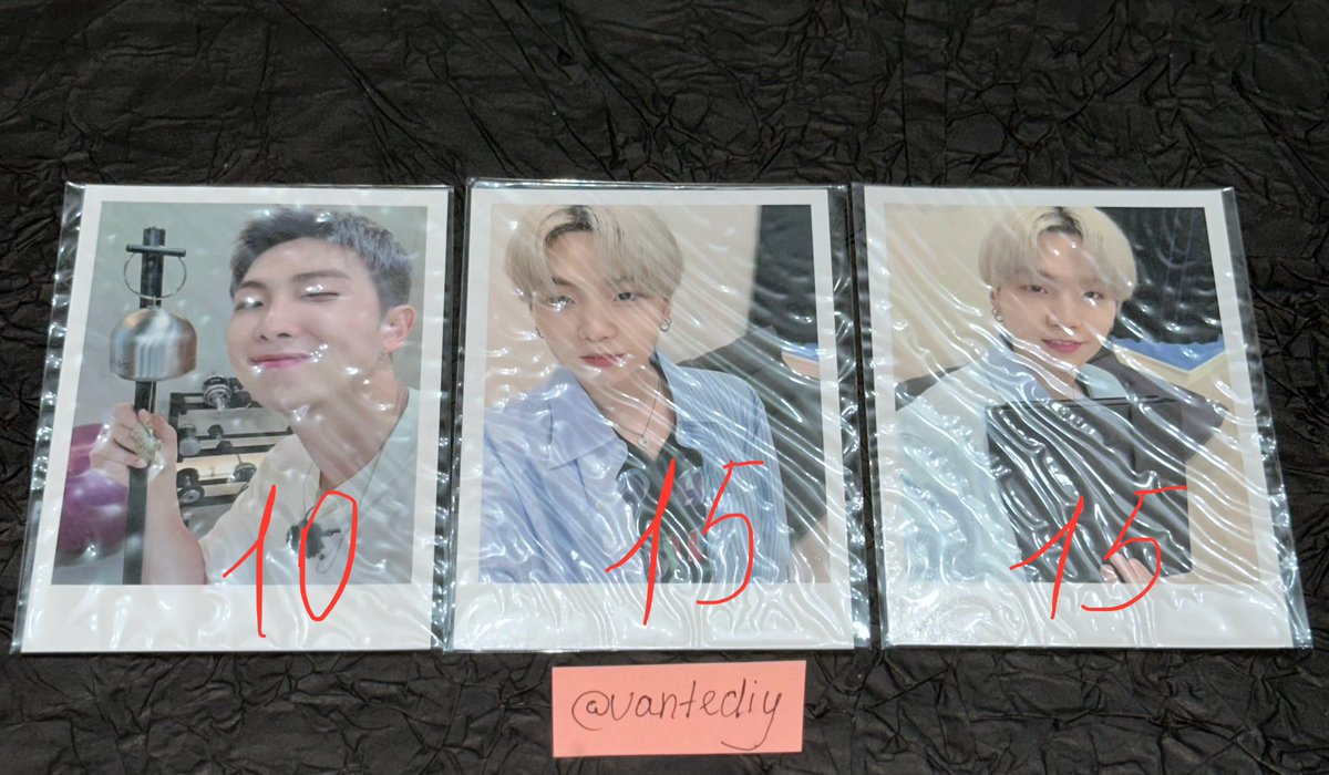 Vantediy's tweet photo. Bts Photocard 
WORLDWIDE SHIPPING 

Price in $
Proof⭕️

방탄소년단 퍼투댄라이브 위버스 앨범 특전 양도 퍼투댄 포토카드 포카 셀포 남준 석진 윤기 호석 지민 태형 정국 알엠 진 슈가 제이홉  SUGA  JIMIN V JK WTS 디지털코드 디코 https://t.co/YIDPpVIGFb