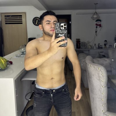 Esteban102459's tweet photo. #NuevaFotoDePerfil https://t.co/GDPLus2327