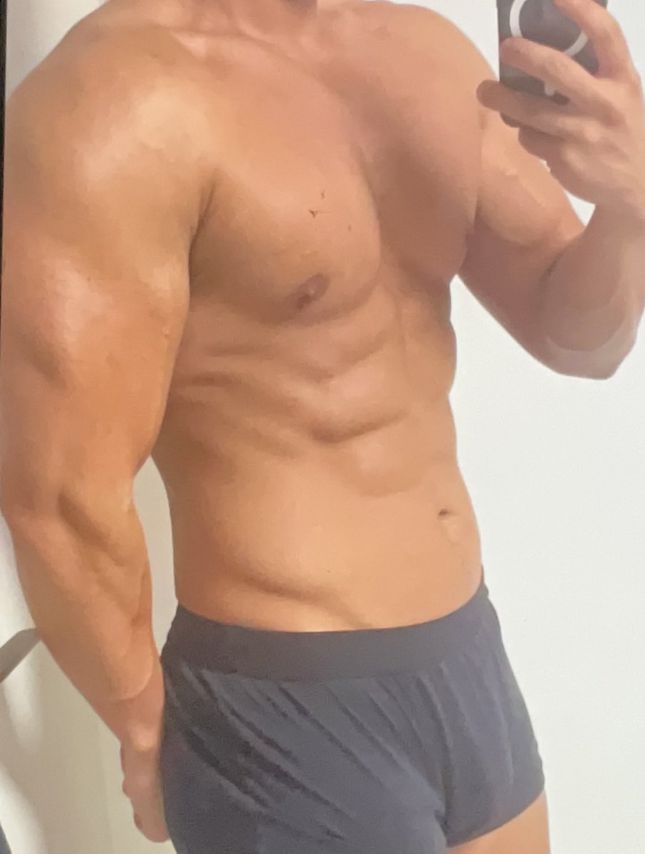 juie1515's tweet photo. i'm horny🥵🥵 i wanna s..x https://t.co/zVJf4SVy0E