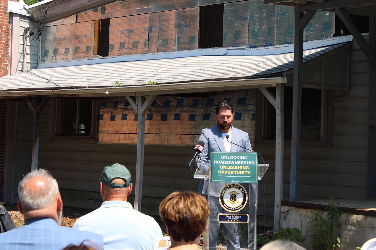 RIEOHousing's tweet photo. Yesterday, we awarded $7.5M to expand affordable homeownership opportunities, supporting the development of 172 homes statewide! 🎉

And we’re not done yet. Another $12.5M for affordable homeownership development is now open for applications. 

Read more: https://t.co/310dsjccdT https://t.co/2Bb8eLJUFJ