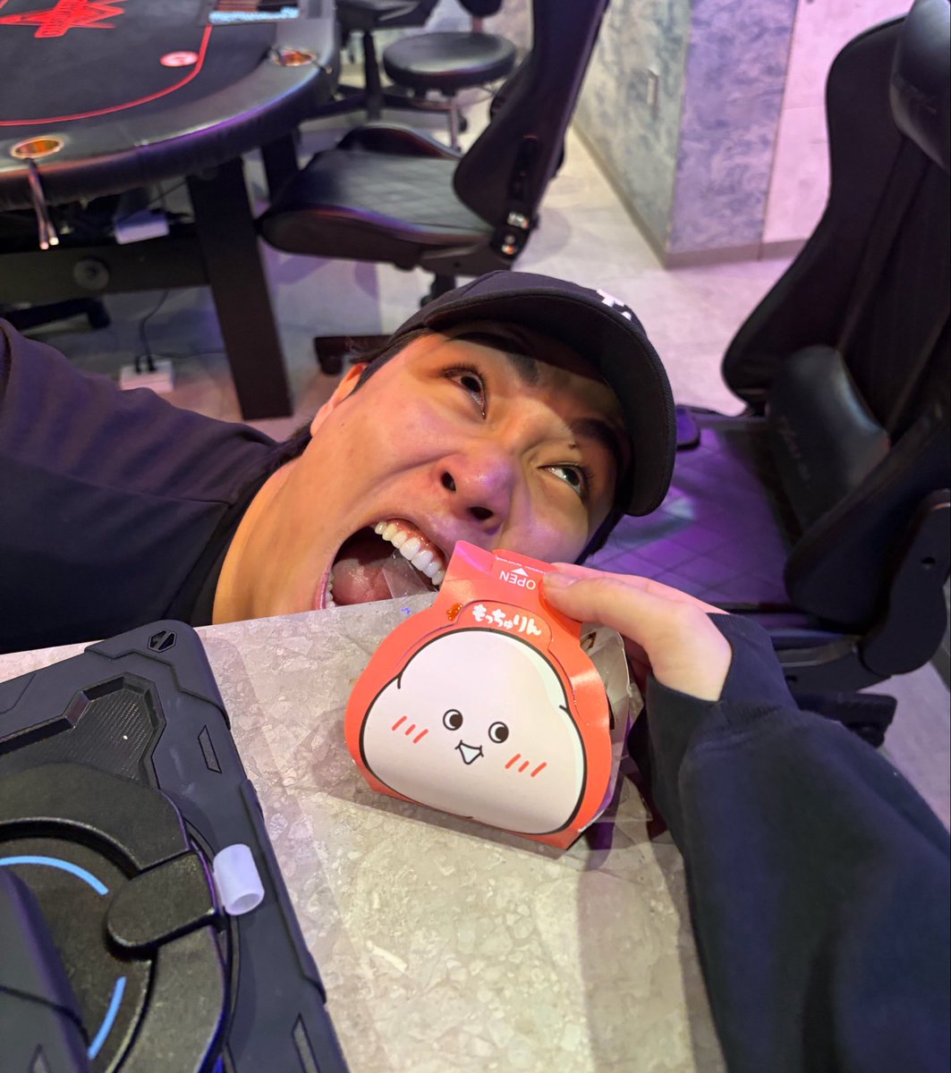 ojar96's tweet photo. おじゃおわ！ドリンクありがとうございます！
今日は0かい🥺🎶ディーラーした回数少なめだったから多い日でも0がいいな🙂‍↕️☝🏻

この前もらったもっちゅりんとたっちゅりん https://t.co/B23KwtCust