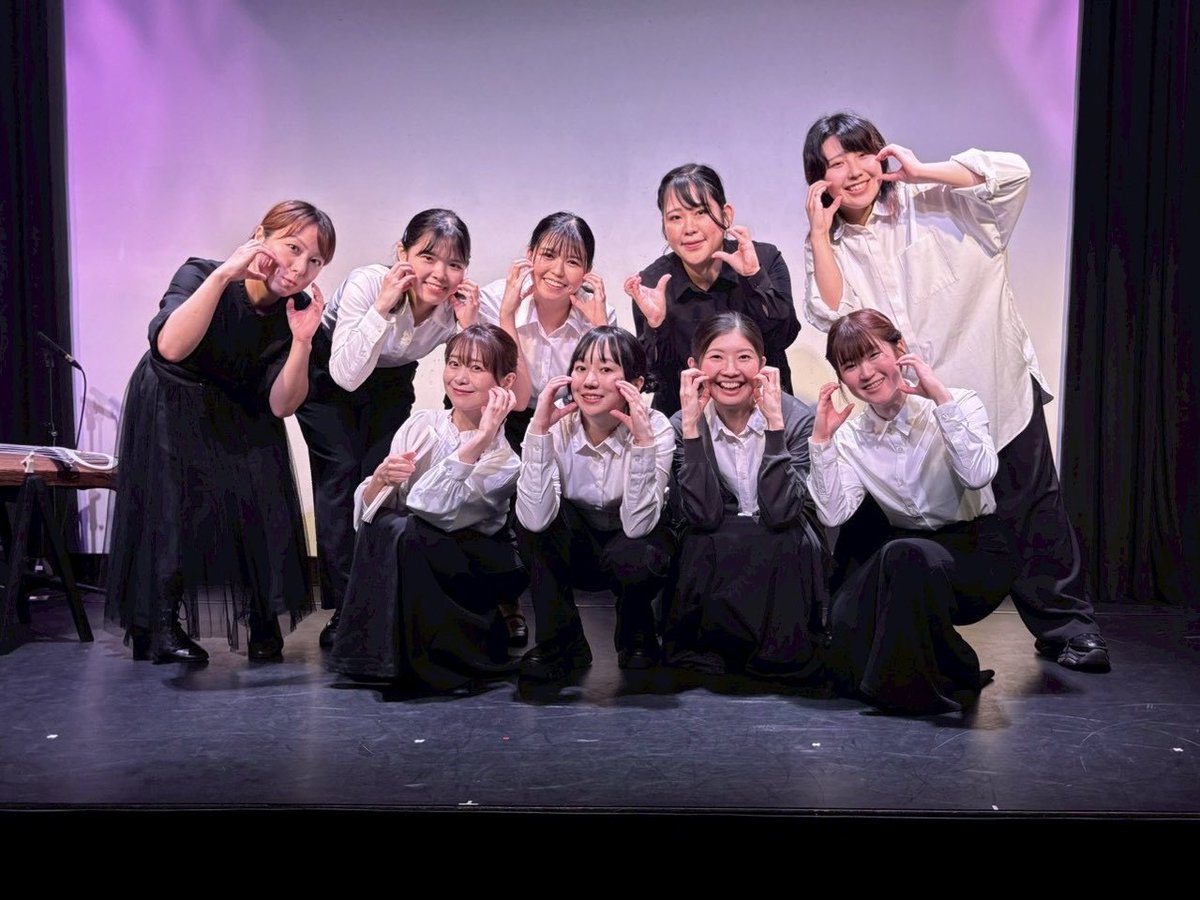 AKARA_TOMMY's tweet photo. 女子校と言われるほど、活発で明るいチームC🌸

舞台ではその奥にある芯の強さや想いがダイレクトに伝わってきて、そのギャップがとても魅力的でした❤️‍🔥

笑みがこぼれるシーンがあったのもチームCならでは✨

みんなでやったたけのこニョッキも良い思い出🤭💕 一発成功はさすがのチームワークでした❣️ https://t.co/mDIJt1lNGv
