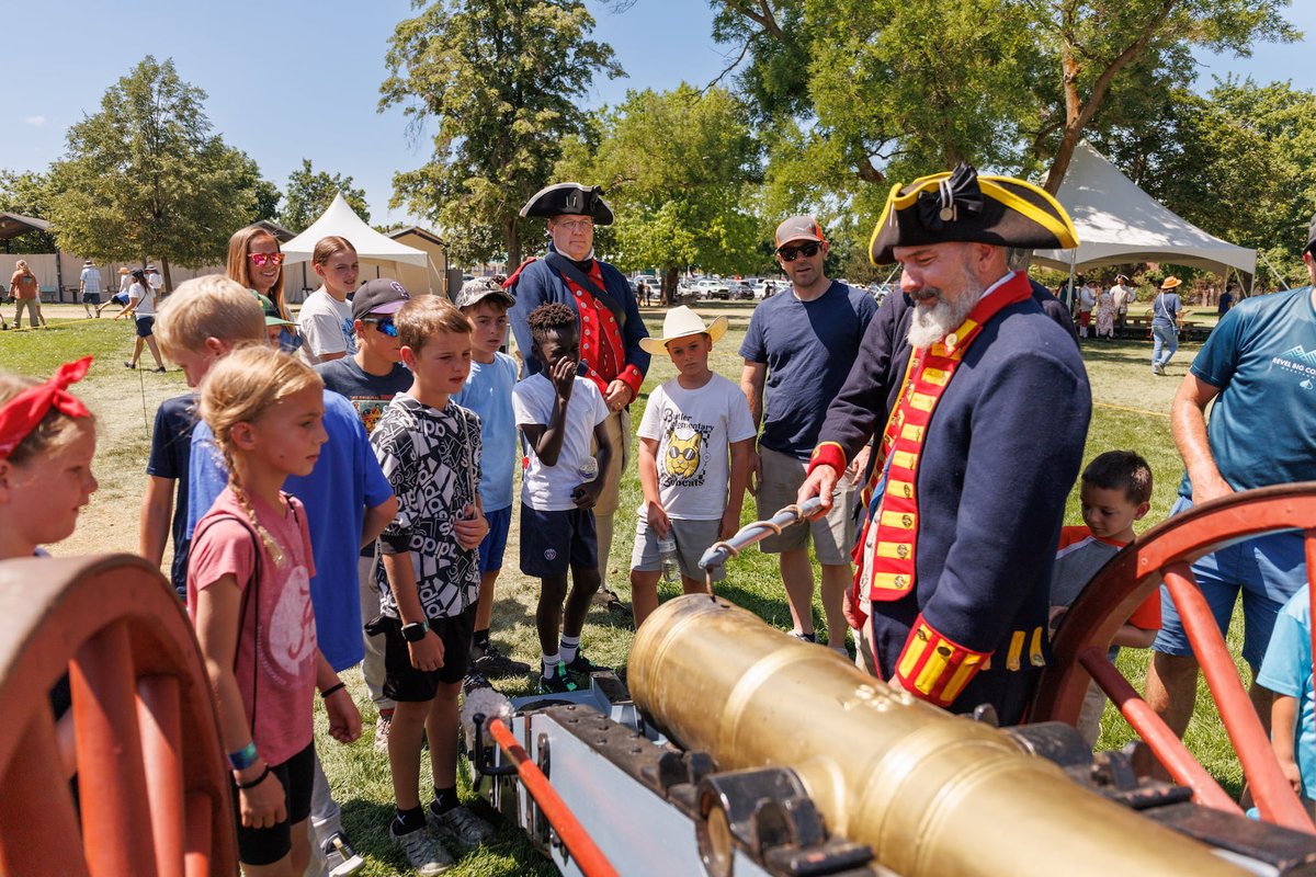 colonailfest's tweet photo. Make this 4th of July Experience something special and deep dive into our nation's colorful and inspiring history. Come visit our FREE festival in Orem Utah this July 2nd-4th

#history #colonialhistory #colonialamerica #UCHF26 #4thofjuly #USA https://t.co/jnn9m4knGk